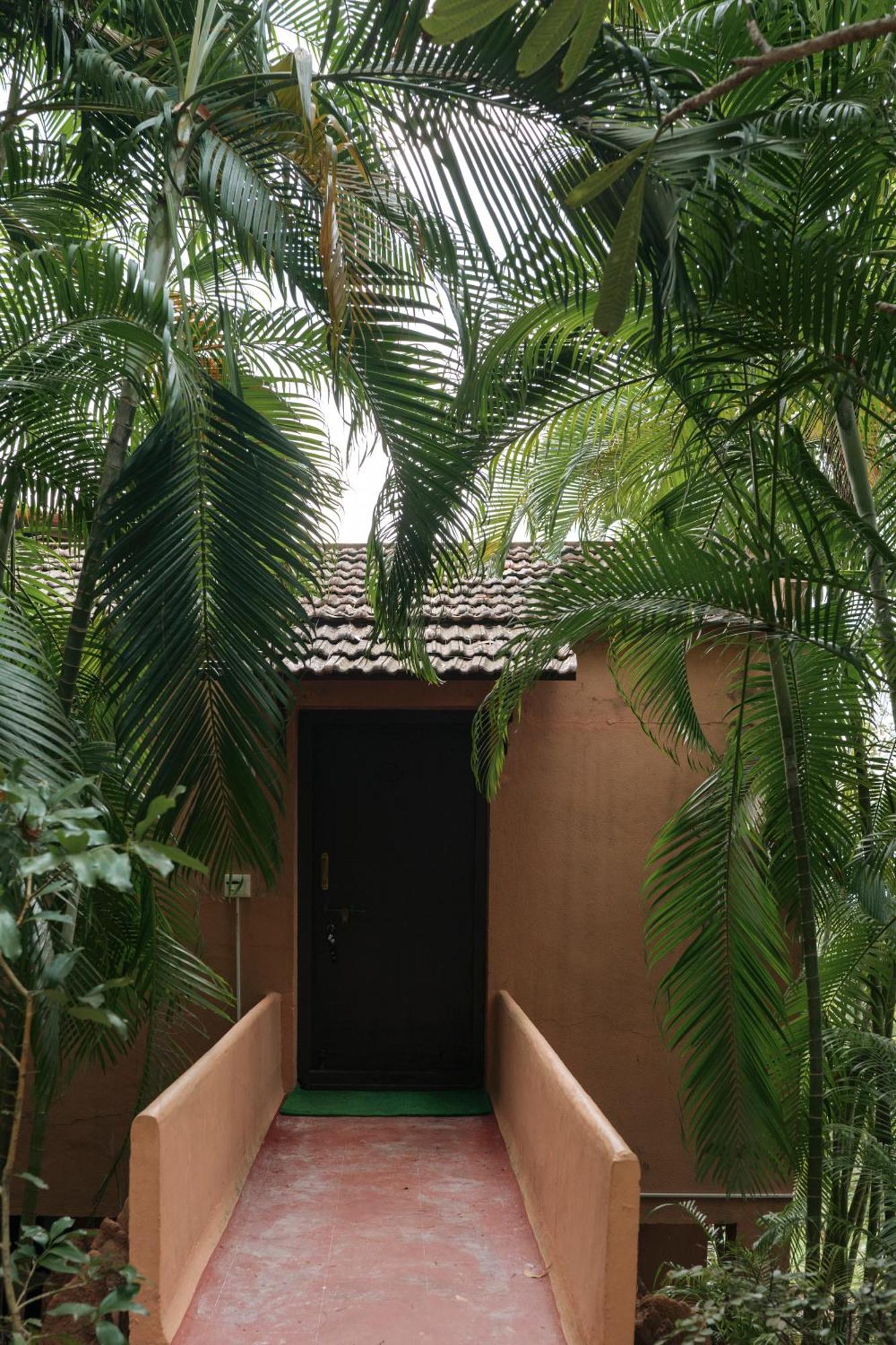Sai Vishram Beach Resort Bainduru Exterior foto